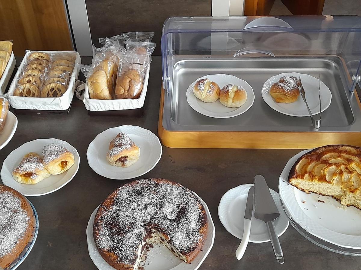 B&B Il Giardino Di Zefiro Gioiosa Marea Buitenkant foto